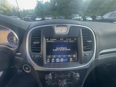 2022 Chrysler 300 Touring L AWD