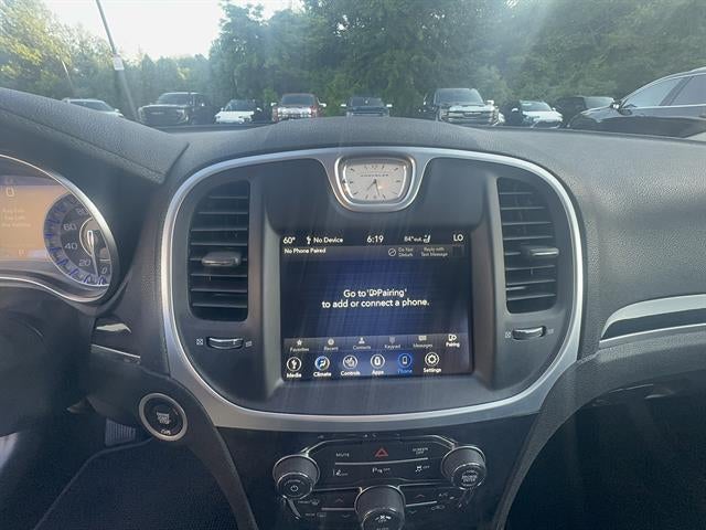 2022 Chrysler 300 Touring L AWD