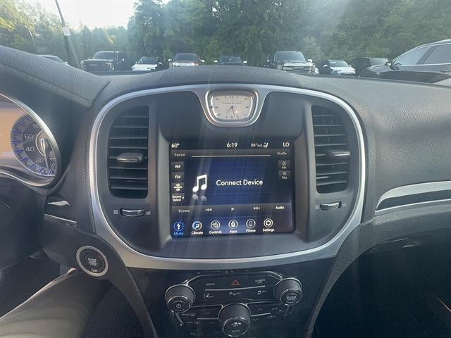 2022 Chrysler 300 Touring L AWD