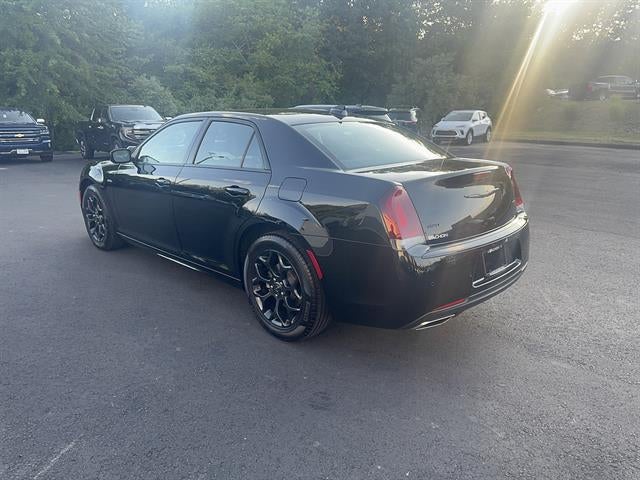2022 Chrysler 300 Touring L AWD