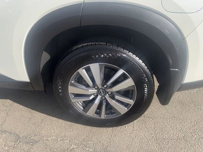 2024 Nissan Pathfinder SL 4WD