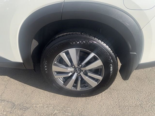 2024 Nissan Pathfinder SL 4WD