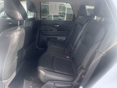 2024 Nissan Pathfinder SL 4WD