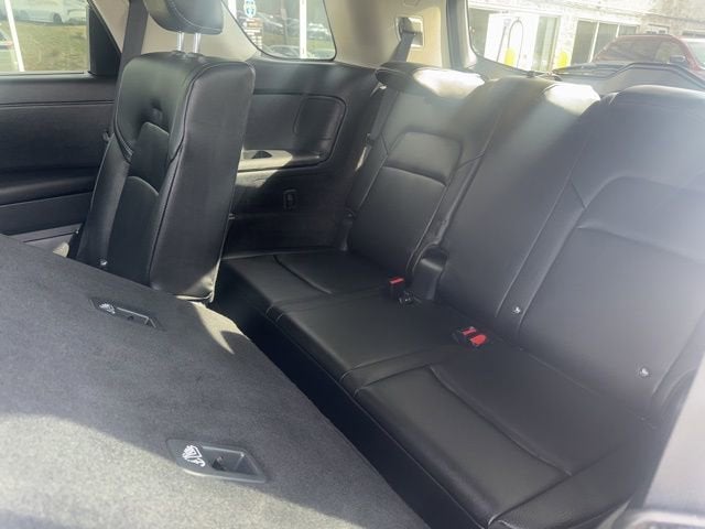 2024 Nissan Pathfinder SL 4WD