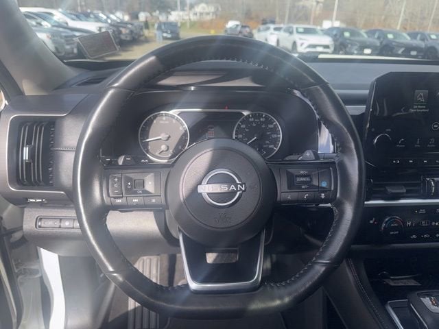 2024 Nissan Pathfinder SL 4WD