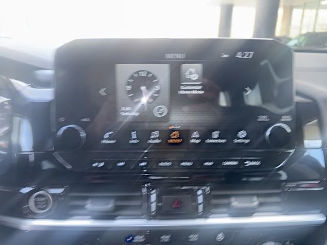 2024 Nissan Pathfinder SL 4WD