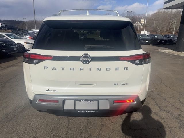2024 Nissan Pathfinder SL 4WD