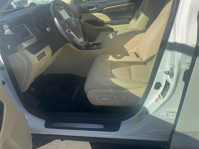 2017 Toyota Highlander Limited