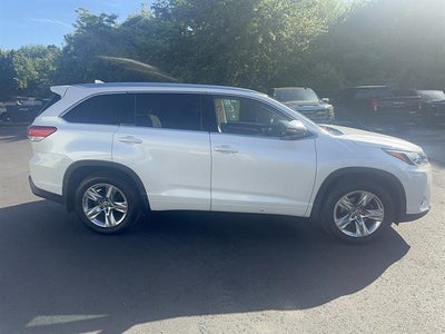 2017 Toyota Highlander Limited