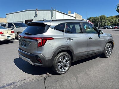 2024 Kia Seltos S