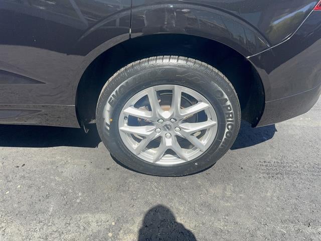 2021 Volvo XC60 T5 Momentum