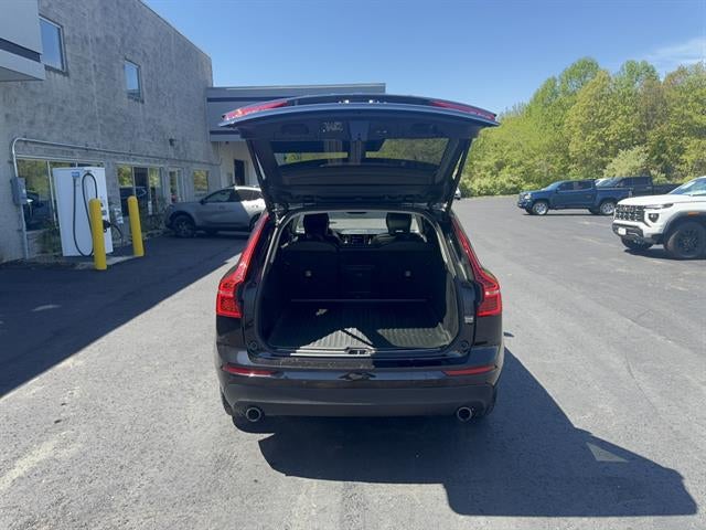 2021 Volvo XC60 T5 Momentum