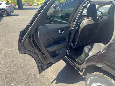 2021 Volvo XC60 T5 Momentum
