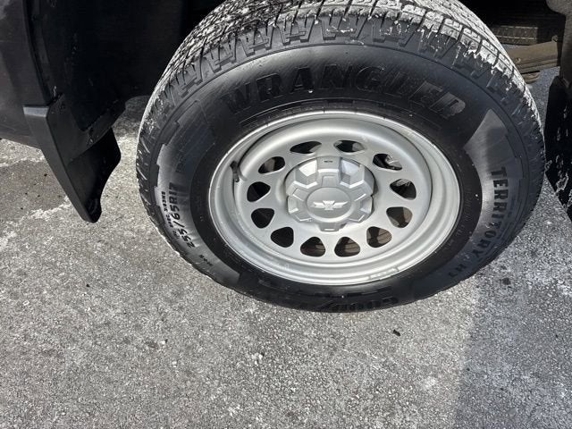 2024 Chevrolet Colorado WT