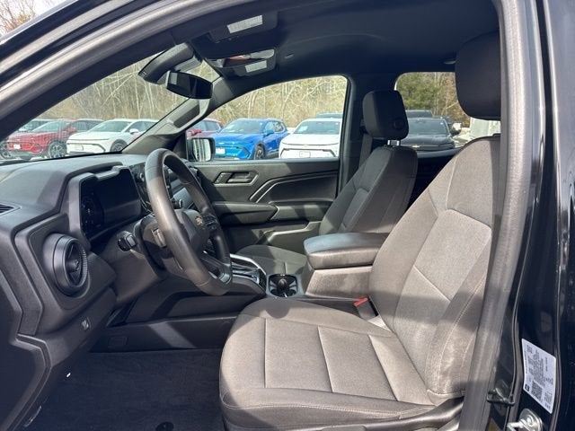 2024 Chevrolet Colorado WT