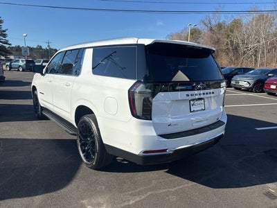 2026 Chevrolet Suburban LT