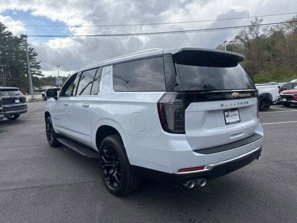 2026 Chevrolet Suburban Premier