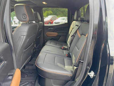 2024 GMC Canyon AT4