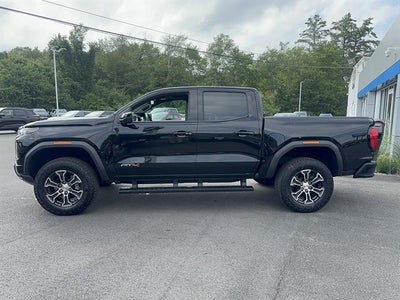 2024 GMC Canyon AT4
