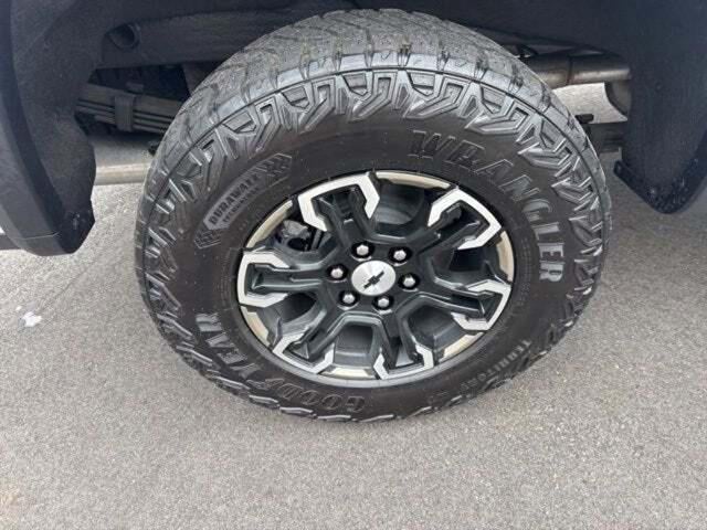 2023 Chevrolet Silverado 1500 ZR2