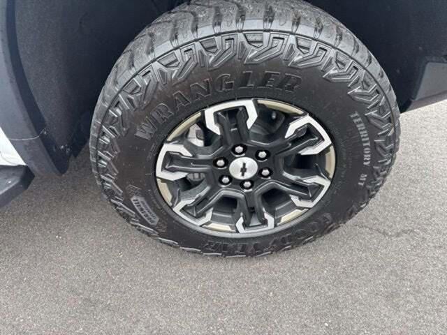 2023 Chevrolet Silverado 1500 ZR2