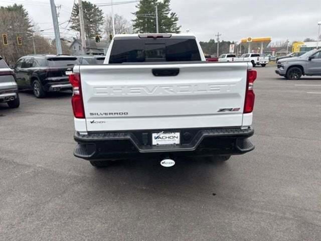 2023 Chevrolet Silverado 1500 ZR2