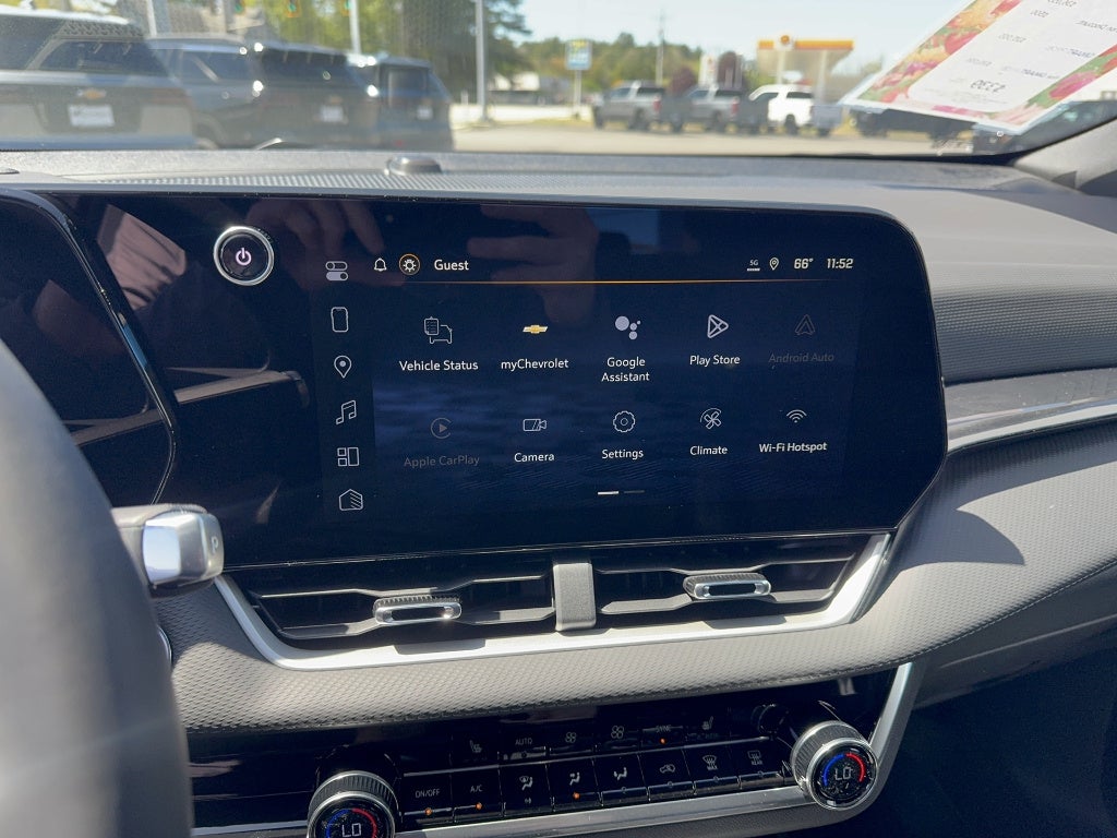 2026 Chevrolet Equinox LT - Photo 12