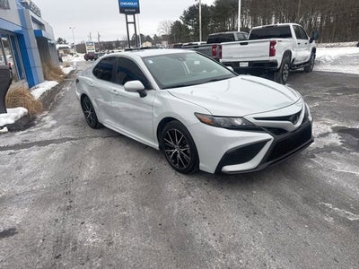 2024 Toyota Camry SE