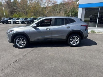 2025 Chevrolet Trax LS