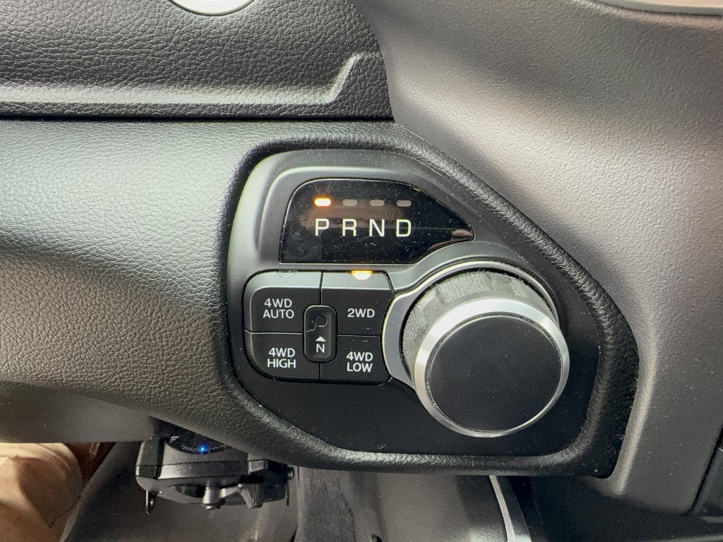 2020 RAM 1500 Big Horn Quad Cab 4x4 6'4" Box
