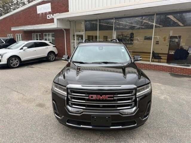 2023 GMC Acadia AT4