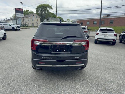 2023 GMC Acadia Denali