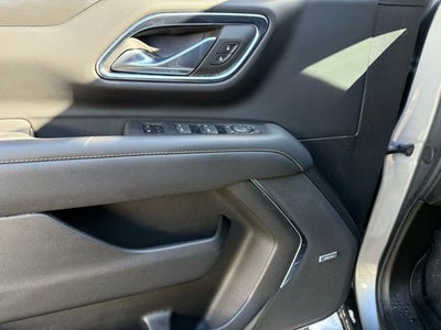 2023 GMC Yukon XL AT4