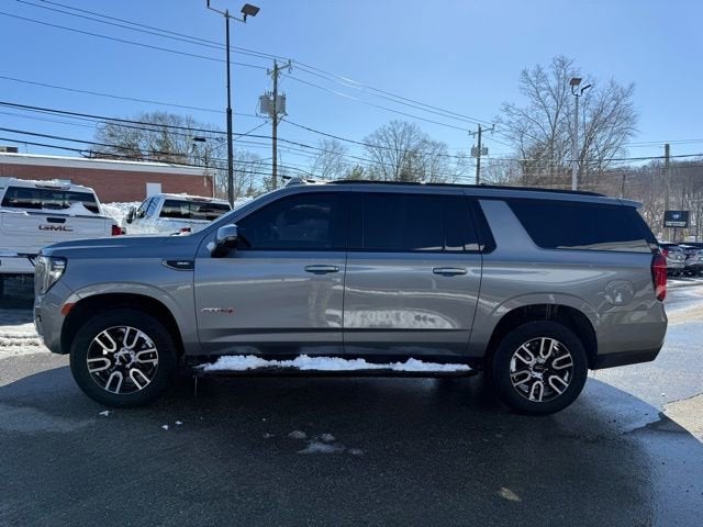 2023 GMC Yukon XL AT4