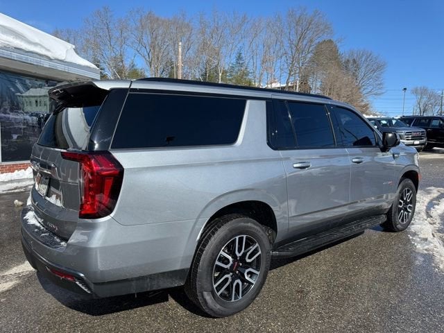 2023 GMC Yukon XL AT4