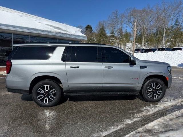 2023 GMC Yukon XL AT4