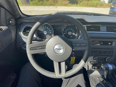 2012 Ford Mustang V6