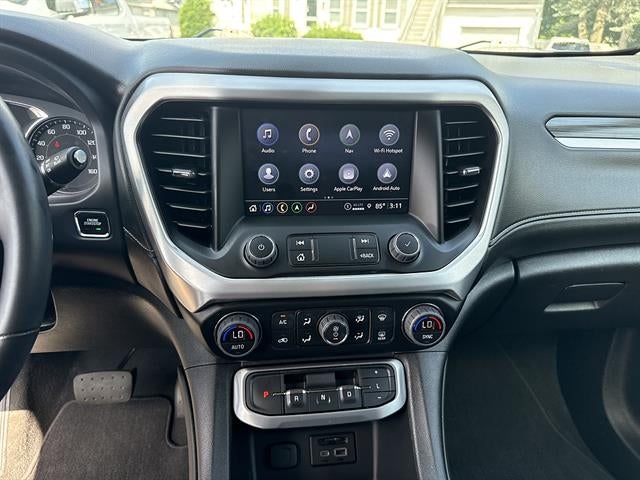 2023 GMC Acadia SLT