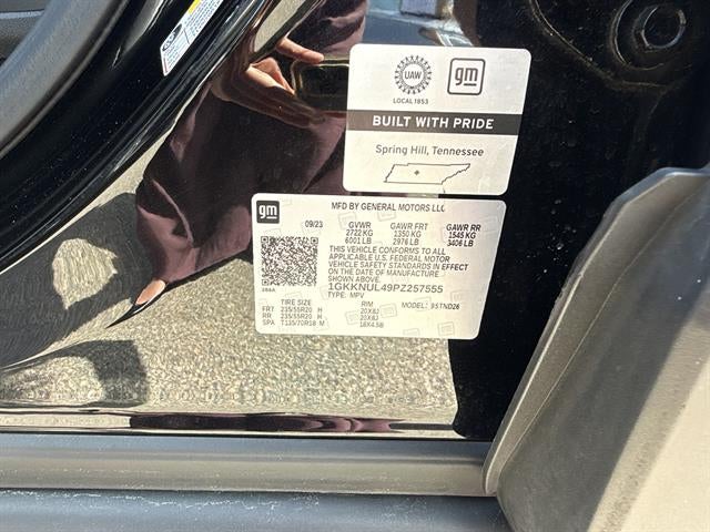 2023 GMC Acadia SLT