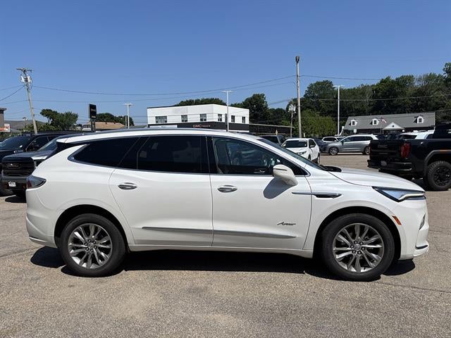 2023 Buick Enclave Avenir