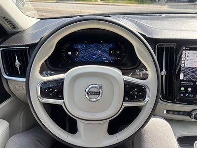 2022 Volvo S90 Inscription